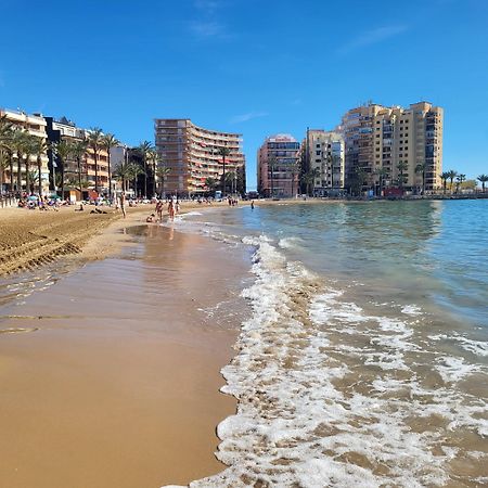 Cozy Apartment Near Playa Del Cura In Торевьиа Экстерьер фото
